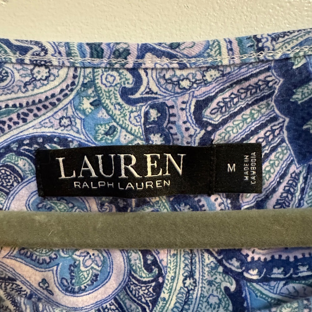 Lauren Ralph Lauren Paisley Print Smocked Dress
Size Medium - Picture 5 of 7